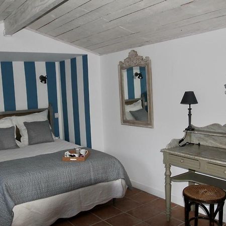 Le Clos Du Gorion Hotel Saint-Sulpice-et-Cameyrac Esterno foto