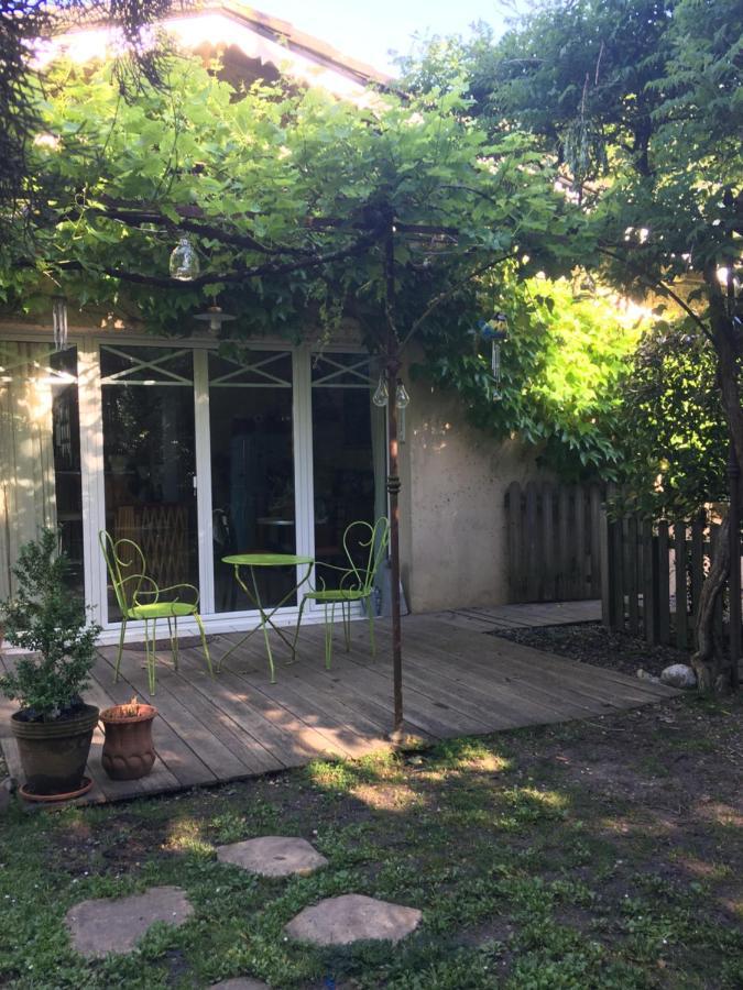 Le Clos Du Gorion Hotel Saint-Sulpice-et-Cameyrac Esterno foto