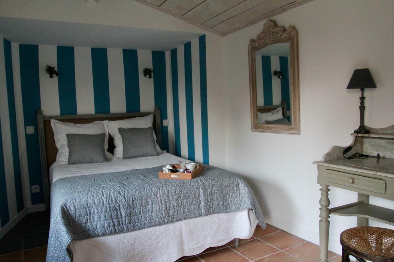 Le Clos Du Gorion Hotel Saint-Sulpice-et-Cameyrac Esterno foto